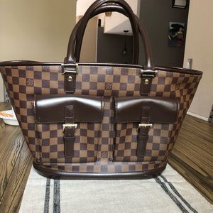 EUC LOUIS VUITTON. Damier Ebene MANOSQUE GM